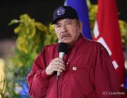 Acto en celebración acto de la entrega de buses de China a transportistas de Managua