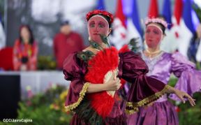 Acto en celebración acto de la entrega de buses de China a transportistas de Managua