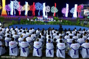 Acto en celebración acto de la entrega de buses de China a transportistas de Managua