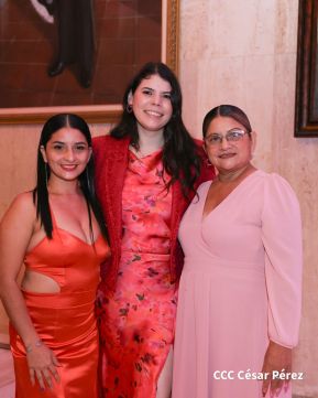 Nicaragua Diseña realiza  pasarela dedicada a la Madres 