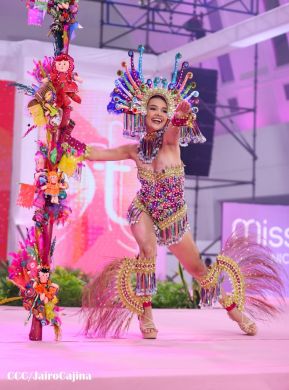 Derroche de bellezas en Competencia de Trajes de Fantasía de Miss Teen 2024