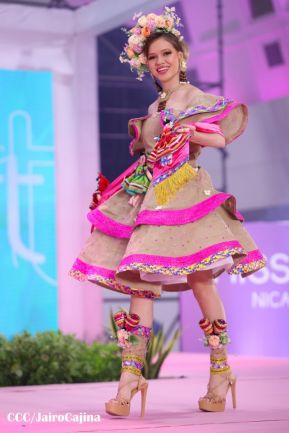 Derroche de bellezas en Competencia de Trajes de Fantasía de Miss Teen 2024