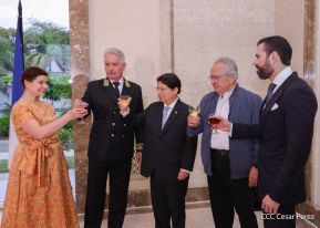 Así celebran en Nicaragua la Fiesta Nacional por el Día de Rusia	