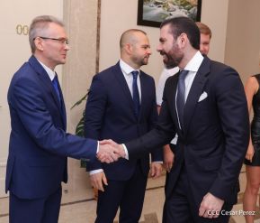 Así celebran en Nicaragua la Fiesta Nacional por el Día de Rusia	