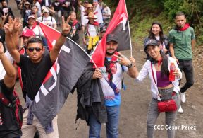 ¡Un Pueblo Unido Jamás Será Vencido! Caminata hacia la Hacienda El Vapor en honor a los Héroes y Mártires