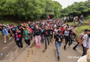 ¡Un Pueblo Unido Jamás Será Vencido! Caminata hacia la Hacienda El Vapor en honor a los Héroes y Mártires