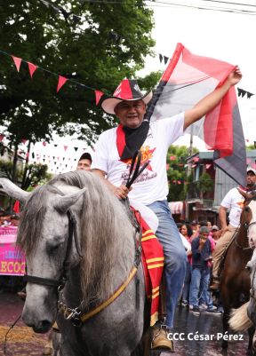 ¡Un Pueblo Unido Jamás Será Vencido! Caminata hacia la Hacienda El Vapor en honor a los Héroes y Mártires