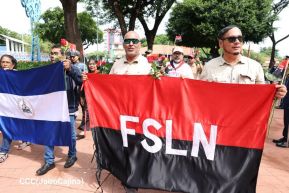 Nicaragua rinde honores al Comandante Carlos Fonseca Amador a 88 años de su natalicio 