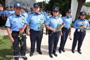 Nicaragua rinde honores al Comandante Carlos Fonseca Amador a 88 años de su natalicio 
