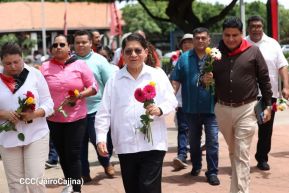 Nicaragua rinde honores al Comandante Carlos Fonseca Amador a 88 años de su natalicio 