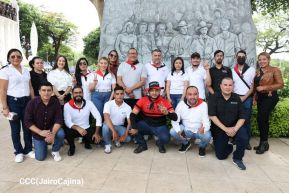 Nicaragua rinde honores al Comandante Carlos Fonseca Amador a 88 años de su natalicio 