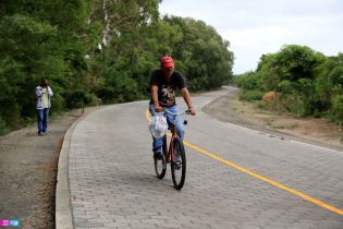Inauguran carretera adoquinada en Malacatoya