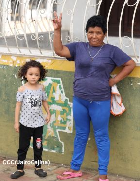 Familias de Occidente celebran 45 Años de liberación