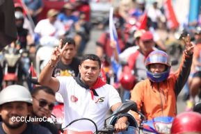 Familias de Occidente celebran 45 Años de liberación