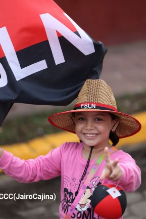 Familias de Occidente celebran 45 Años de liberación