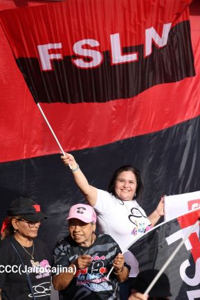 Familias de Occidente celebran 45 Años de liberación