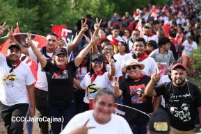 Familias de Occidente celebran 45 Años de liberación