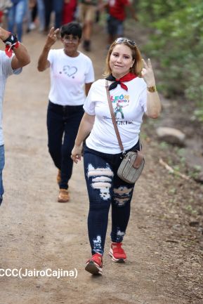 Familias de Occidente celebran 45 Años de liberación