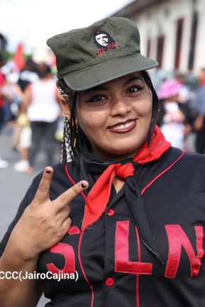 Familias de Occidente celebran 45 Años de liberación