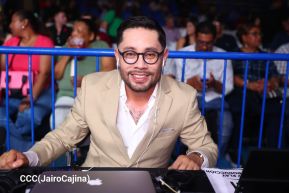 Velada de Boxeo Regreso a Casa en el Polideportivo Alexis Arguello