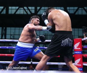 Velada de Boxeo Regreso a Casa en el Polideportivo Alexis Arguello