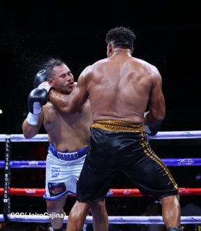 Velada de Boxeo Regreso a Casa en el Polideportivo Alexis Arguello