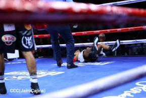 Velada de Boxeo Regreso a Casa en el Polideportivo Alexis Arguello