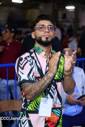 Velada de Boxeo Regreso a Casa en el Polideportivo Alexis Arguello