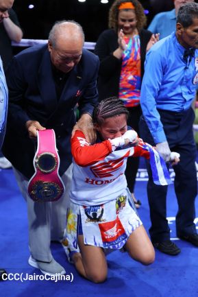 Velada de Boxeo Regreso a Casa en el Polideportivo Alexis Arguello
