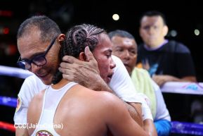 Velada de Boxeo Regreso a Casa en el Polideportivo Alexis Arguello