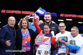 Velada de Boxeo Regreso a Casa en el Polideportivo Alexis Arguello