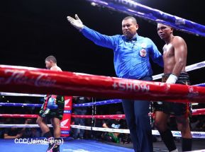 Velada de Boxeo Regreso a Casa en el Polideportivo Alexis Arguello