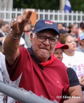 Mega Concierto en la Avenida de Bolívar a Chávez en saludo al 45/19
