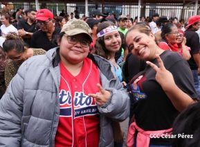 Mega Concierto en la Avenida de Bolívar a Chávez en saludo al 45/19