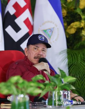 Entrega flota de buses de 250 a transportistas de Managua