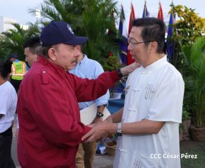 Entrega flota de buses de 250 a transportistas de Managua
