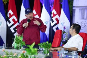 Entrega flota de buses de 250 a transportistas de Managua