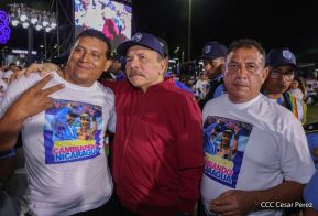 Entrega flota de buses de 250 a transportistas de Managua