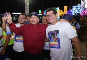 Entrega flota de buses de 250 a transportistas de Managua