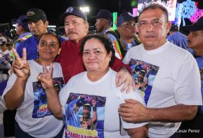 Entrega flota de buses de 250 a transportistas de Managua