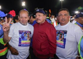 Entrega flota de buses de 250 a transportistas de Managua