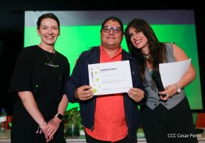 Intercambio profesional entre Comunicadores Sandinistas y RT en Español