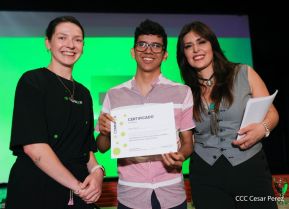 Intercambio profesional entre Comunicadores Sandinistas y RT en Español