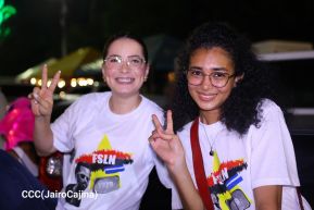 Celebran Vigilia en recibimiento y saludo al 45/19 en la Avenida de Bolívar a Chávez en Managua