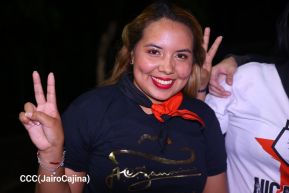 Celebran Vigilia en recibimiento y saludo al 45/19 en la Avenida de Bolívar a Chávez en Managua