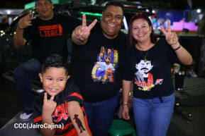 Celebran Vigilia en recibimiento y saludo al 45/19 en la Avenida de Bolívar a Chávez en Managua