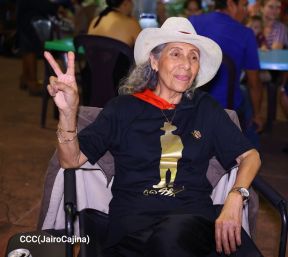 Celebran Vigilia en recibimiento y saludo al 45/19 en la Avenida de Bolívar a Chávez en Managua