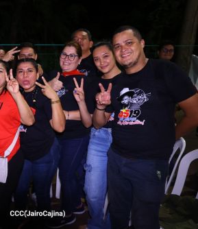 Celebran Vigilia en recibimiento y saludo al 45/19 en la Avenida de Bolívar a Chávez en Managua