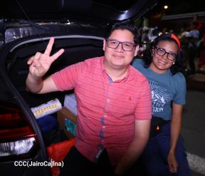 Celebran Vigilia en recibimiento y saludo al 45/19 en la Avenida de Bolívar a Chávez en Managua