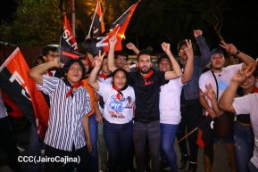 Celebran Vigilia en recibimiento y saludo al 45/19 en la Avenida de Bolívar a Chávez en Managua